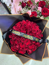 Load image into Gallery viewer, 50 Roses bouquet
