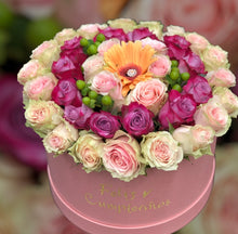 Load image into Gallery viewer, Round boxes with flowers
