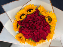 Load image into Gallery viewer, Sunflower And roses lover
