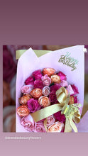 Load image into Gallery viewer, 3 dozen roses bouquet
