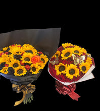 Load image into Gallery viewer, Sunflower And roses lover
