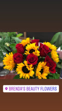 Load image into Gallery viewer, Sunflower And roses lover
