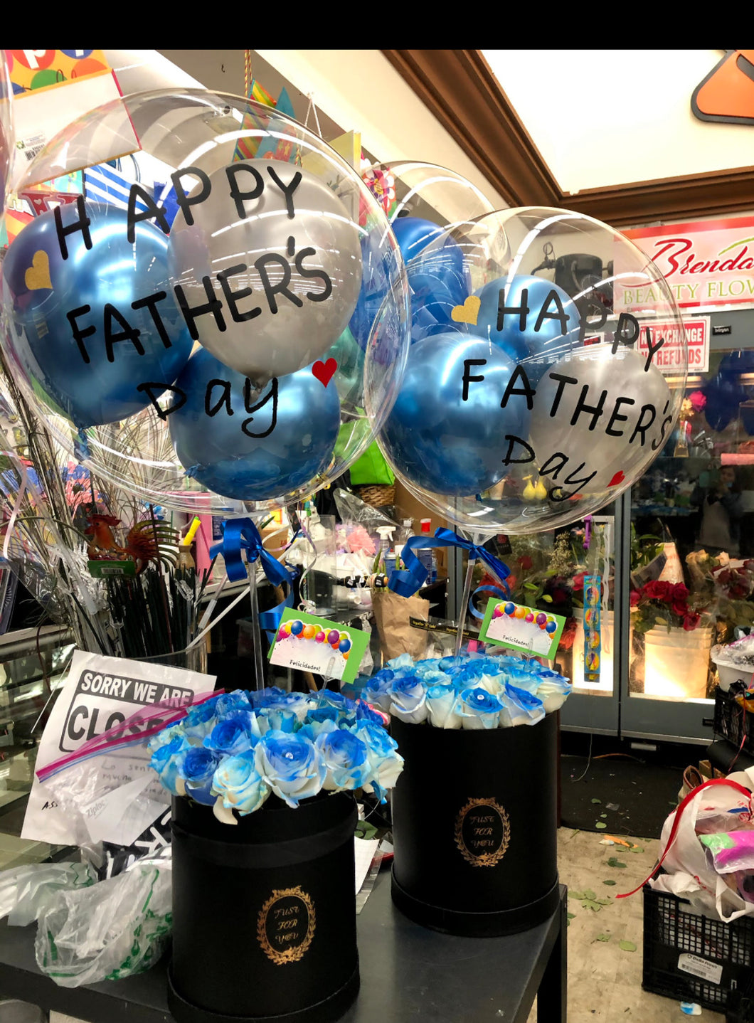 Balloon and roses set for Father’s Day