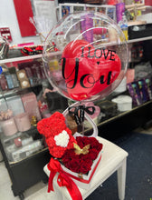 Load image into Gallery viewer, Heart box set with roses and a rose bear

